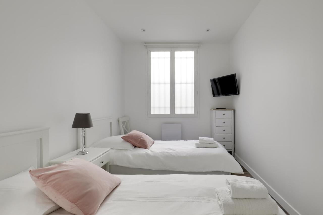 AC 4 people apartment Louvres Place Vendome Paris center by Weekome Extérieur photo